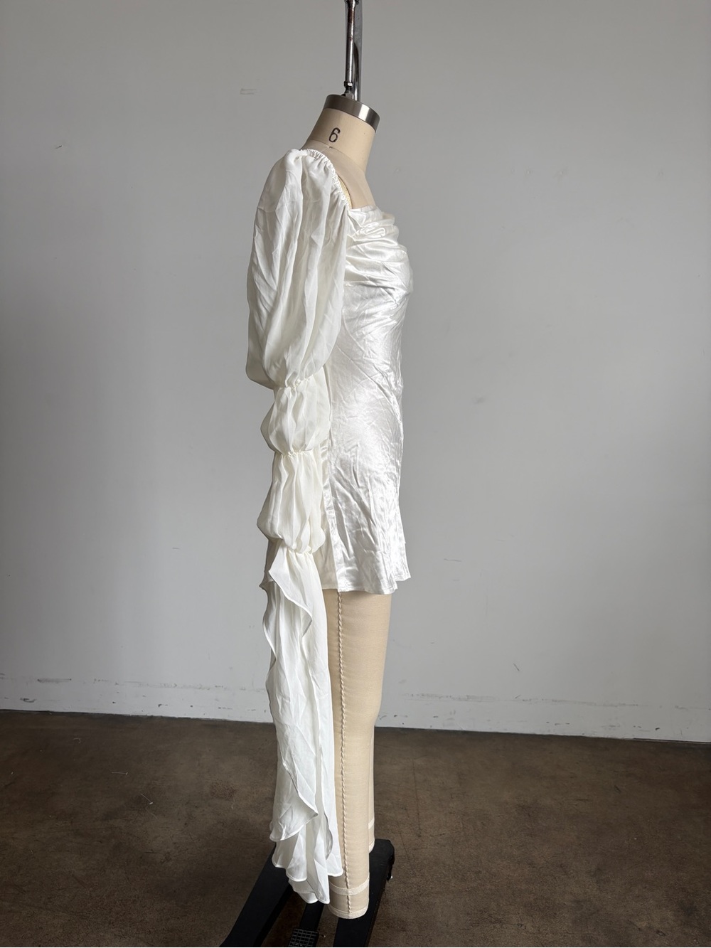$329 NWT For Love And Lemons “Willow” Ruched Mini Dress Sz X-Large - Picture 7 of 9